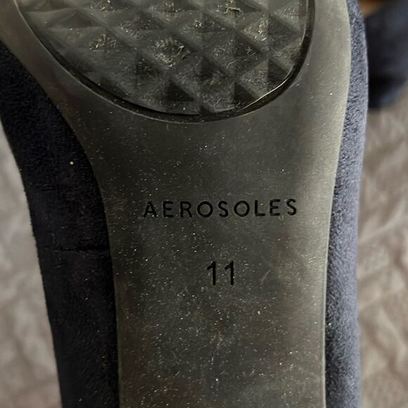 Aerosoles Chunky 3” Heels Size 11 - Picture 3 of 3